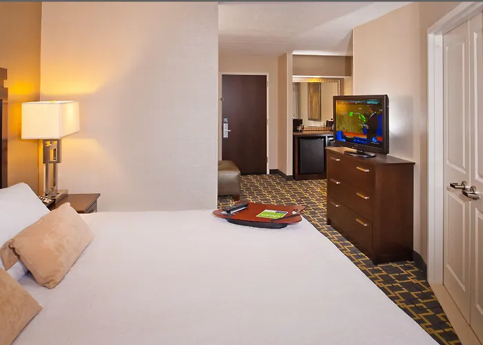 Hampton By Hilton Shelton